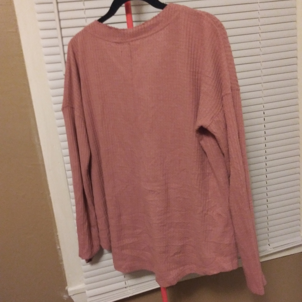 Shirt - Picture 3 of 3